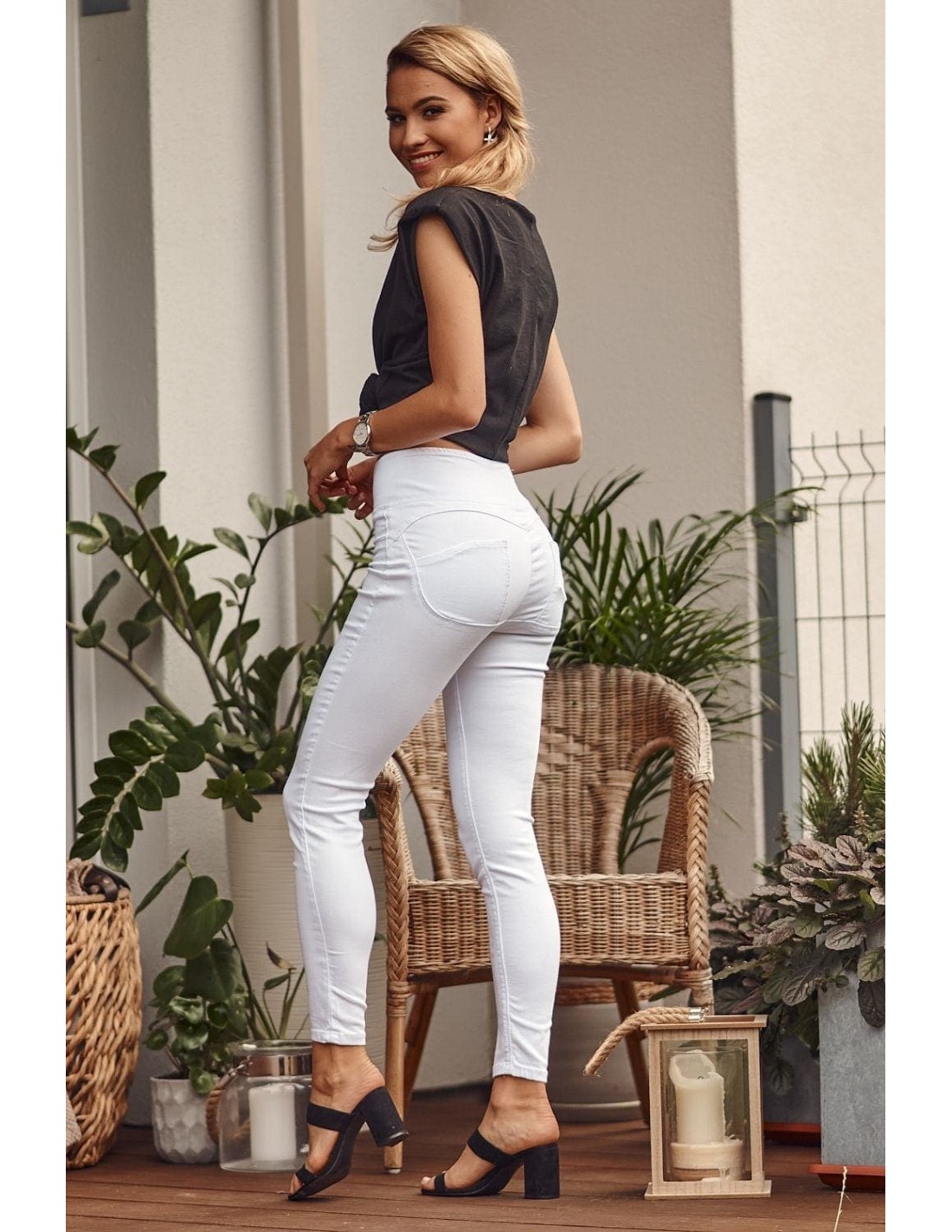 Taillierte weiße Jeanshose 330 – Online-Shop – Boutique